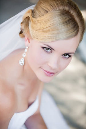 Ladies proposals in Leap Year 2016.  Bridal Hairstyle Ideas
