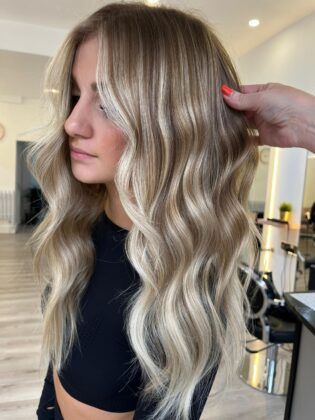 BALAYAGE FOR BROWN HAIR AT TOP SALFORD HAIRDRESSERS